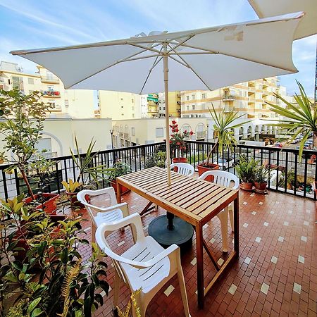 Foce24 - City Garden - Imperia Luaran gambar