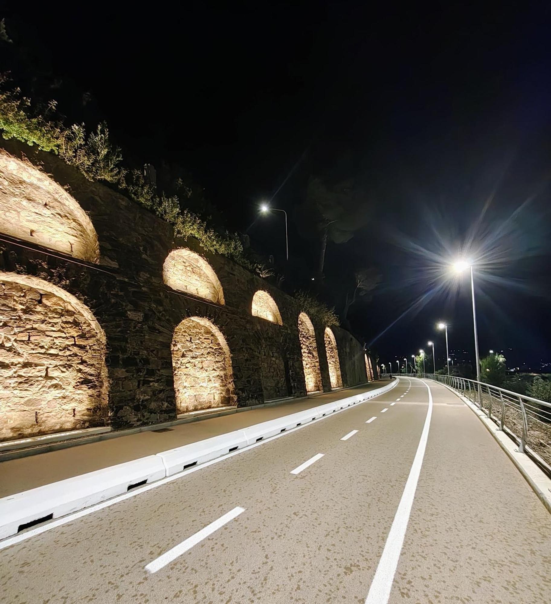 Foce24 - City Garden - Imperia Luaran gambar
